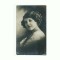 L FOTO 37 Tanara simpatica in tinuta de epoca -circulata 1912
