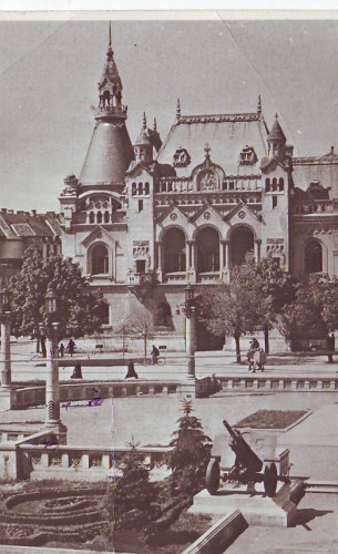 R6528 ORADEA Piata m-sal Malinovski CIRCULAT 1957