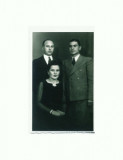 M FOTO 65 Fam.Polatos si S.Bucur, nuni mari 1940 - Braila