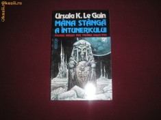 Ursula K Le Guin - Mana stanga a intunericului ( sf )