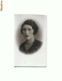 N FOTO 36 Doamna in tinuta de epoca -antebelica -necirculata
