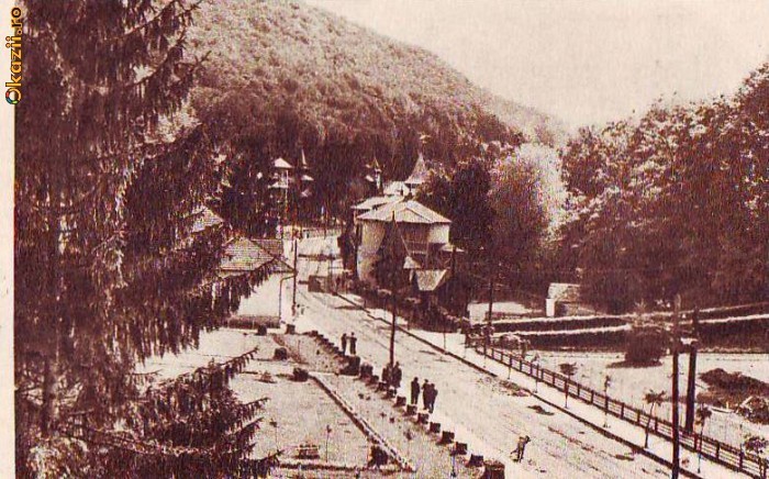 R 6803 Republica Pop Romana Sovata In parc Necirculata