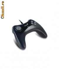 Joystick Genius MaxFire Grandias USB Game Pad foto