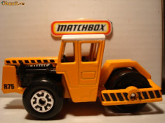 MATCHBOX-anii 90.....+800 MACHETE foto