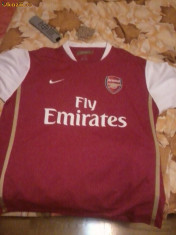 tricou original cu echipa Arsenal...dus din Anglia... foto