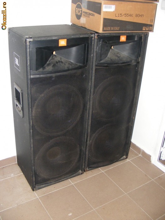 BOXE JBL 2x500W - TR225 | arhiva Okazii.ro