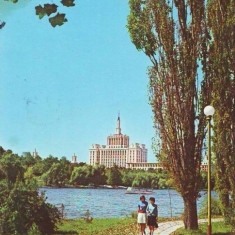 S 5789 Bucuresti Vedere din Parcul Herastrau Circulata