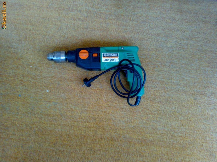 Bormasina cu percutie HITACHI foto mare Bormasina cu percutie HITACHI foto mare