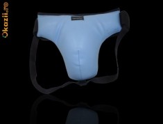 protectie testicule foto