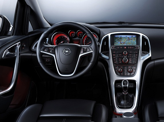 comunicare navigatie dedicata cu opel astra j