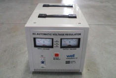 Regulator automat de tensiune - 3000va foto