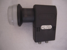 LNB Universal Sharp Universal Twin LNB BS1R8EL200A foto