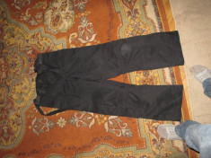 pantaloni de goretex marimea m foto