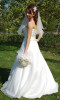 Rochie Mireasa Mirandi Crem, Strasuri, 2 Piese, Masura 42 + Voal si Pantofi 39 Cadou! Second Hand