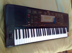 orga profesionala yamaha psr 630, floppy disc foto