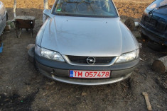 dezmembrez opel vectra b 1.6 x16xel foto