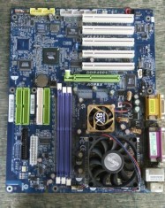 PLACA DE BAZA GIGABYTE K7 TRITON 400 MOTHERBOARD: GA-7VAXP foto
