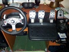 Volan Logitech G25 foto