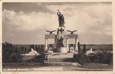 B71610 Turnu Severin Monumentul Eroilor foto