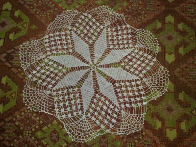Mileu oval macrameu alb foto