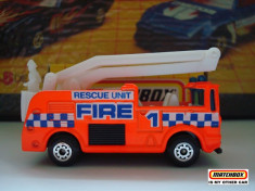 MATCHBOX- SNORKEL FIRE ENGINE -++2000 DE LICITATII !! foto