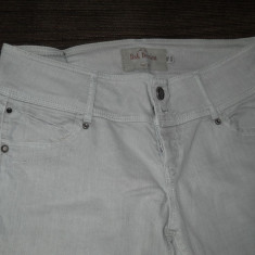 Blugi BSK DENIM, culoare gri deschis, masura 42, purtati dar in stare f.buna