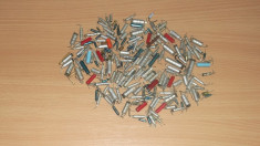 Condesatori electrolitici mici - 203 bucati foto