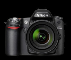 Vand Nikon D80 3700 cadre + Obiectiv + BONUS - SUPER PRET!!!!! foto