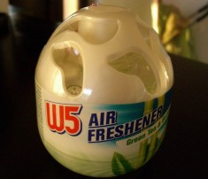 ODORIZANT CAMERA CU PARFUM, W5 150 ML, IMPORT GERMANIA ,4 SORTIMENTE, CALITATE GARANTATA SI DE DURATA LA NUMAI 37 LEI foto
