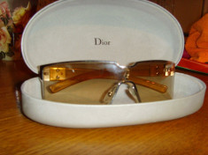 Ochelari de soare DIOR de vanzare 1.200 lei foto