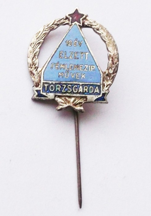 INSIGNA COMUNISTA UNGARIA 10 ANI TORZSGARDA **
