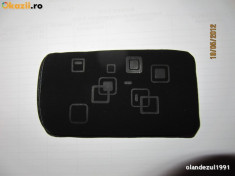 Husa catifea toc pouch panza neagra negru Samsung i8910 Omnia HD foto