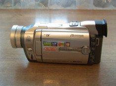 Vand sau schimb Camera video Canon mvx150i foto