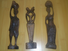 LOT DE STATUETE AFRICANE foto