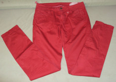 Pantaloni BSB de culoare ROSIE, marime 29, 98% bumbac , APROAPE NOI foto