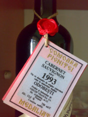 Cabernet Sauvignon Comoara Pivnitei - 1993 foto