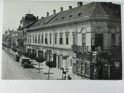 LUGOJ - FIRME - MASINI DE EPOCA foto