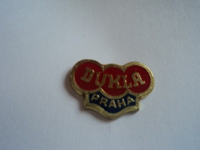 Insigna fotbal DUKLA PRAGA foto