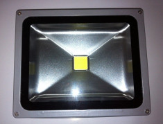 Proiector LED cu SMD 30W echivalent a 300W foto