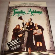 Familia Adams - Elizabeth Faucher
