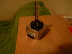 Becuri Xenon Philips XenStart D1S noi , originale - 149 LEI ! Okazie ! foto