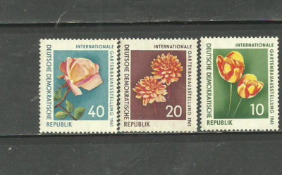 GERMANIA 1961 - FLORI TRANDAFIRI, LALELE, GHERGHINE, serie nestampilata, B30 foto