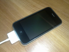 Iphone 3G 8 GB De vanzare Stare foarte buna ! foto