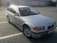 Dezmembrez BMW e36 318i touring din 1996 foto