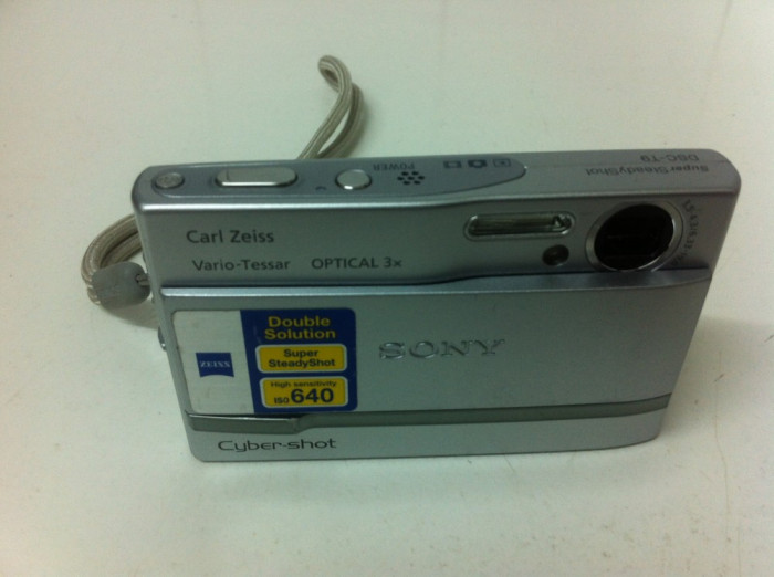 Aparat Foto Marca SONY CYBER-SHOT DSC-T9 ,, este ca nou &#039;&#039;