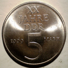 5.444 GERMANIA RDG DDR ANIVERSARE 20 ANI 5 MARK 1969 XF/AUNC CU/NI RARA