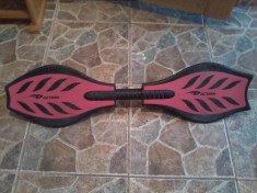 *** VAND WAVEBOARD / SKATEBOARD CU 2 ROTI *** foto