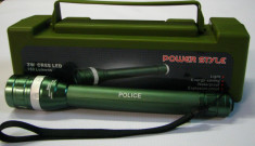 Lanterna POLICE + cutie transport/protectie. Culoare verde. Alilmentare baterii/acumulatori AA/R6 foto