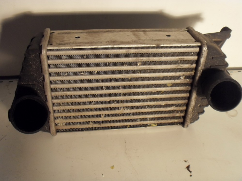 RADIATOR INTERCOOLER FIAT STILO , ALFA ROMEO 1,9 JTD 85Kw - PA65 - GF30 ...