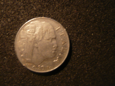 20 Centisimi 1941 ,Italia ,met.alb magnetic,cal.Buna ,d=2,1cm. foto